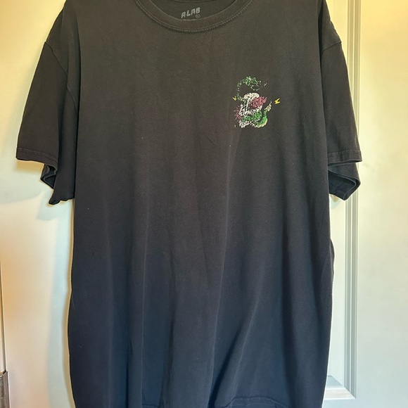 Mens skater graphic grunge faded Alab black snake and skull Tshirt - Picture 2 of 3